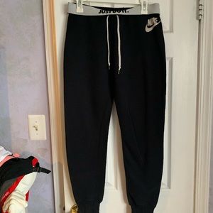 Nike Joggers